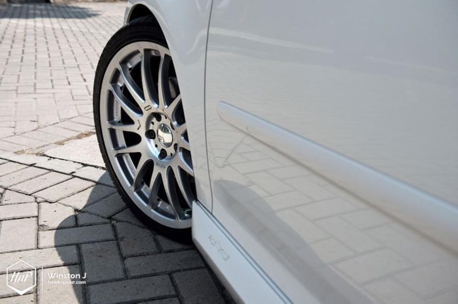  Volkswagen Golf GTi in Asian Tuning 2014 года  (фото 11 из 14)